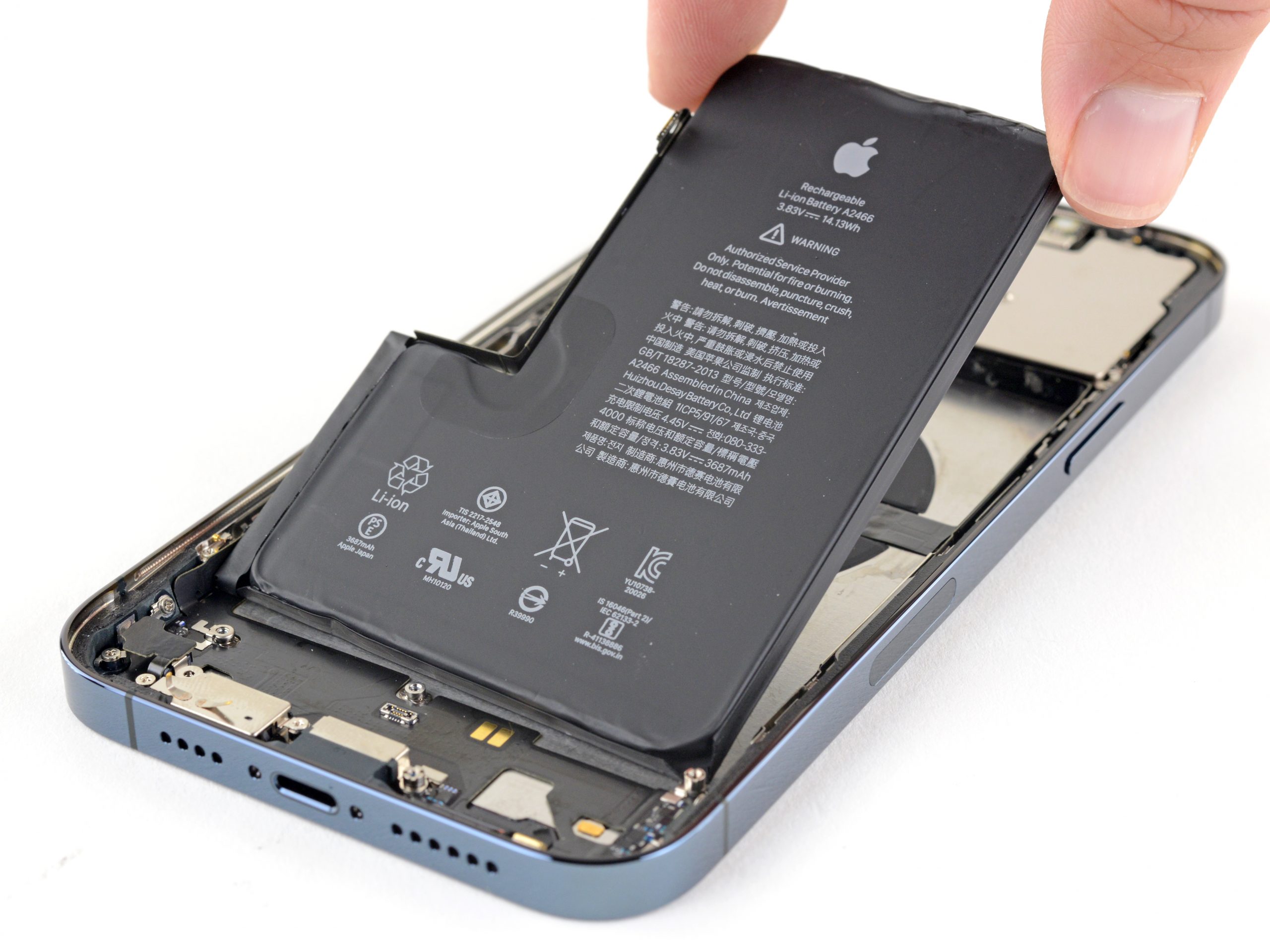 Замена аккумулятора iPhone 14 Plus Замена аккумулятора iPhone 14 Plus