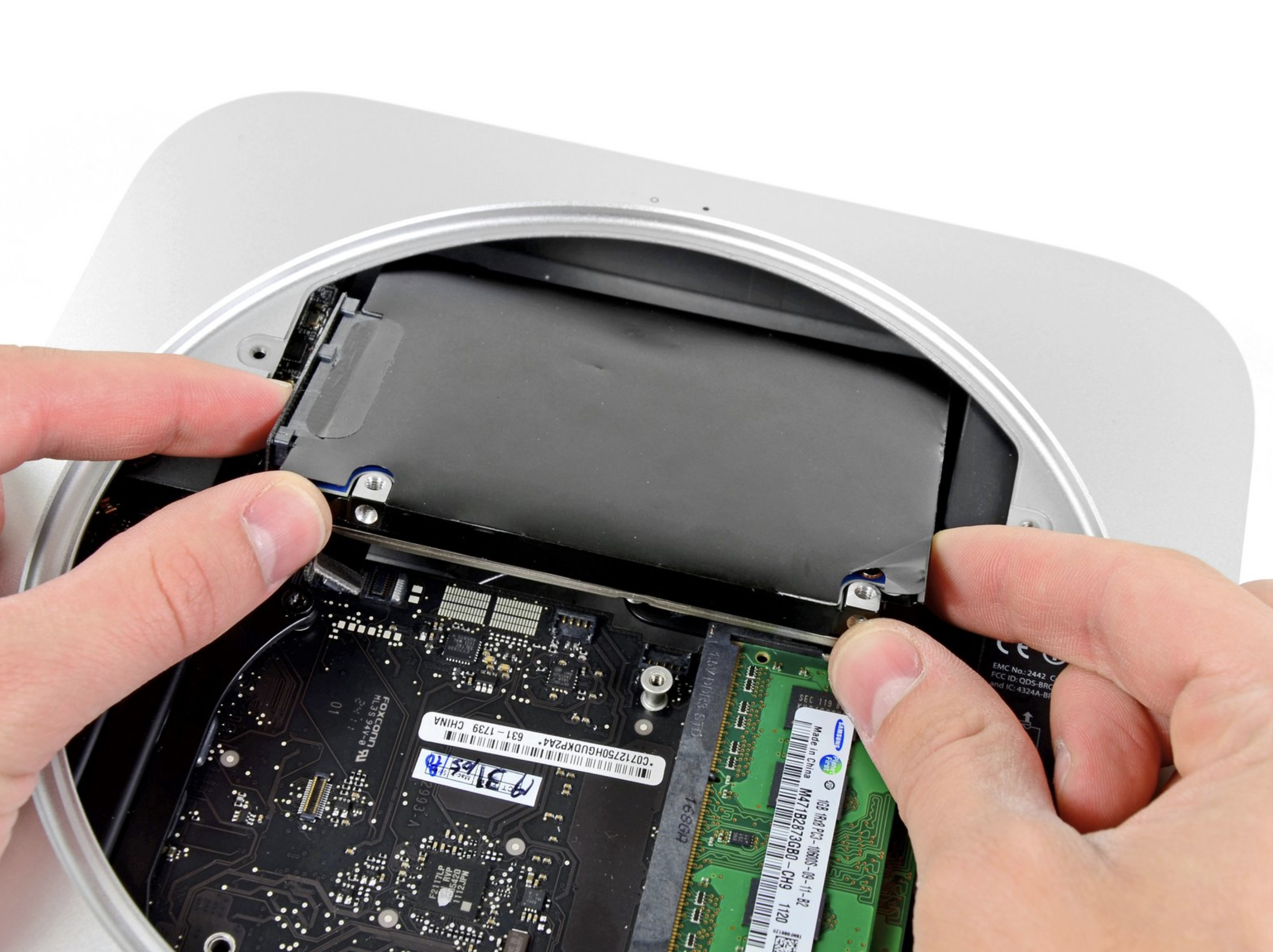 Замена жесткого диска Mac mini