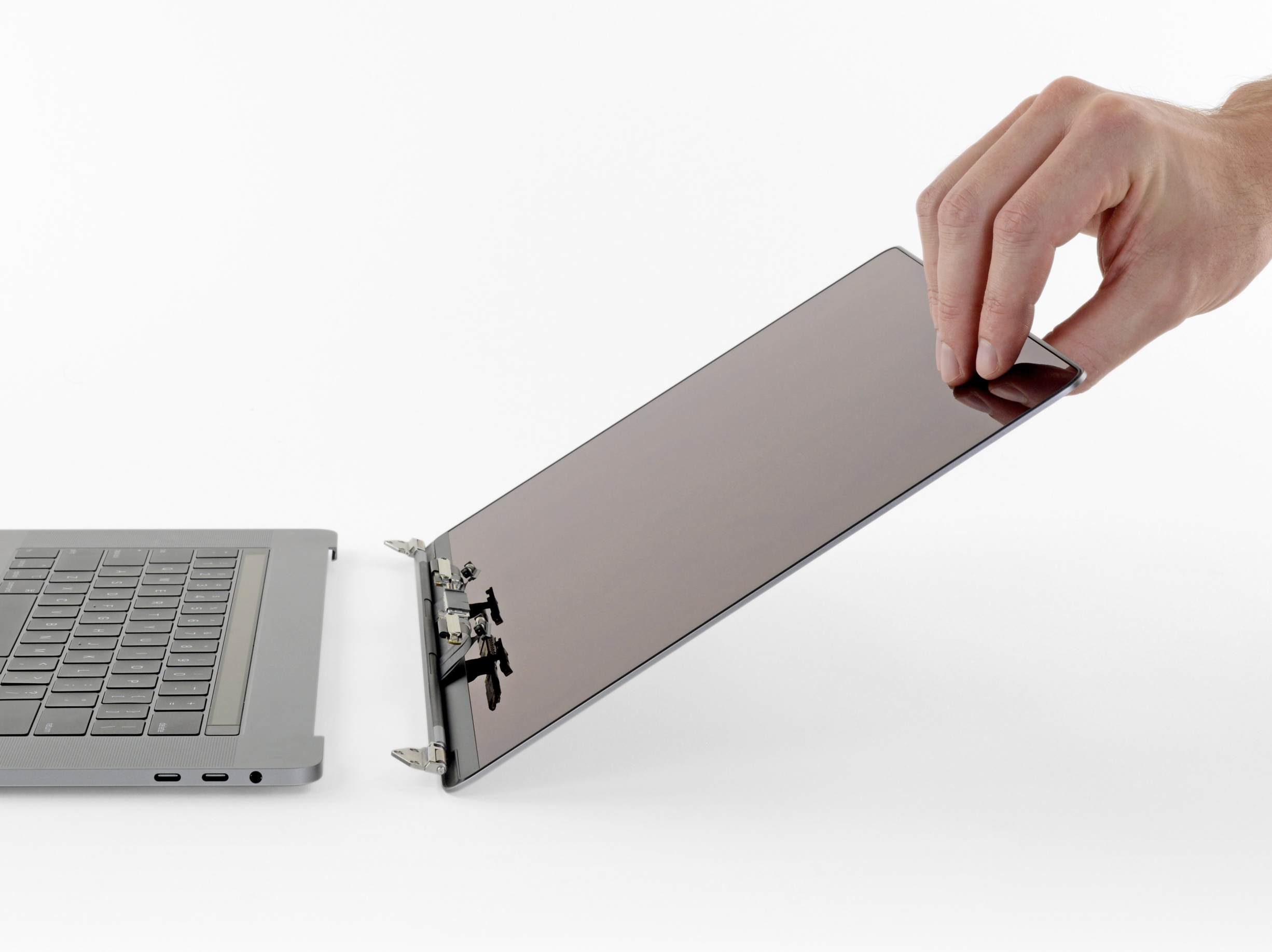 Замена стекла экрана MacBook