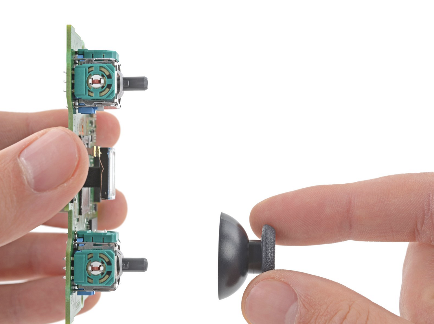 Дрифт или неработающие стики